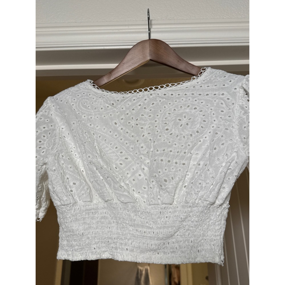 White Eyelet Lace V-Neck Crop Top Smocked Back Puff Sleeve Boho Cottagecore - Picture 3 of 12